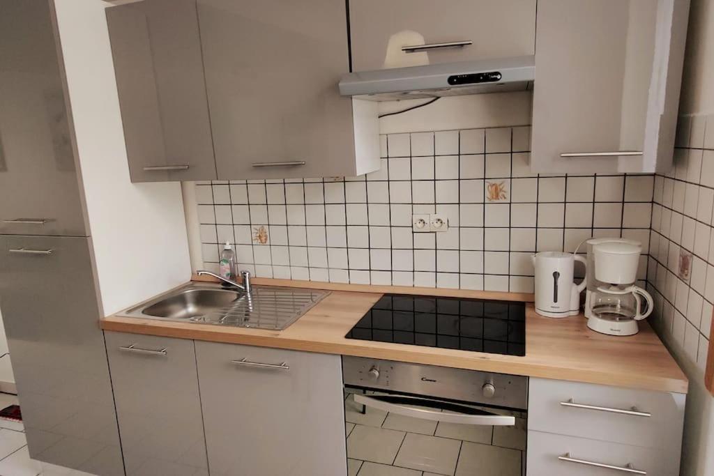 Apartment Entier Proche Tribunaux